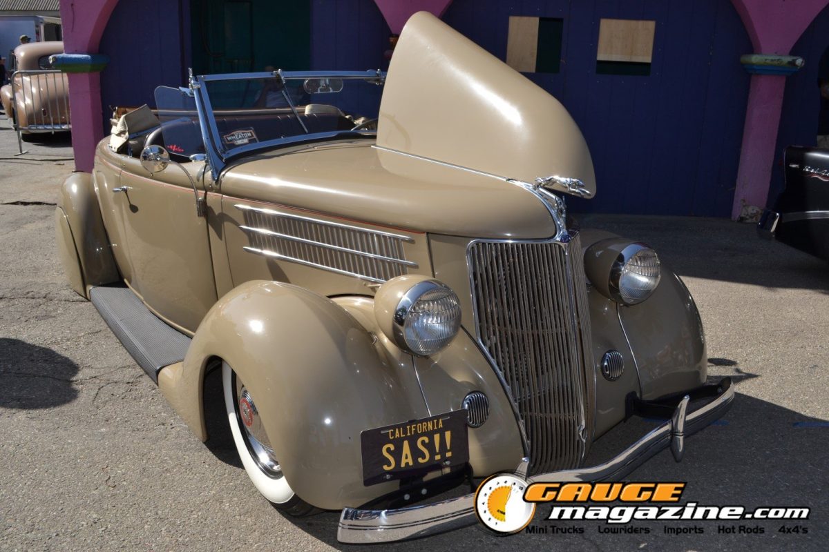 gnrs-2026-155-1930s-ford-custom-convertible-front