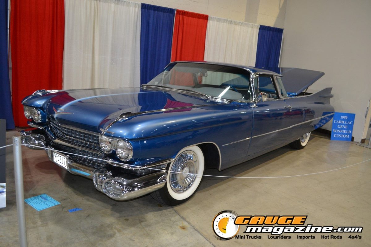 gnrs-2026-076-1960-cadillac-custom-convertible-front