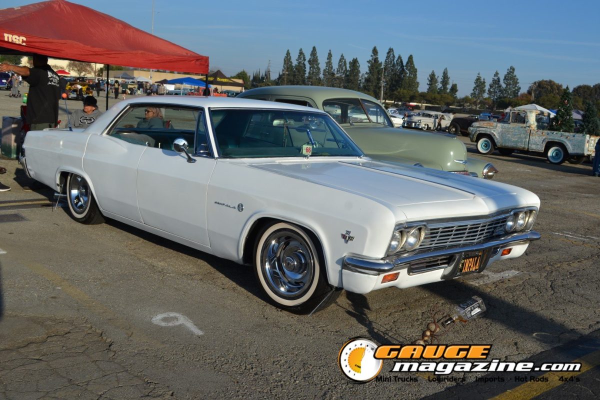 mooneyes-christmas-party-2025-301-white-chevrolet-chevelle-classic