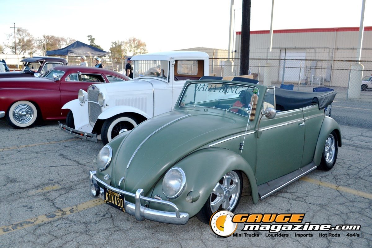 mooneyes-christmas-party-2025-277-green-volkswagen-beetle-convertible