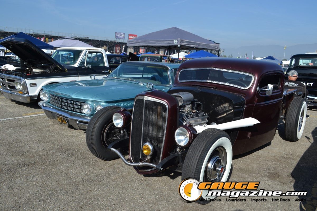mooneyes-christmas-party-2025-220-brown-ford-model-a-hot-rod