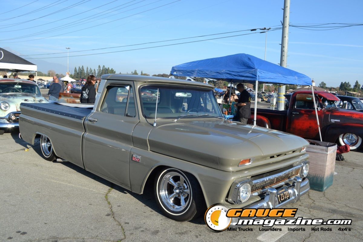 mooneyes-christmas-party-2025-273-gray-chevrolet-c10-lowered-pickup