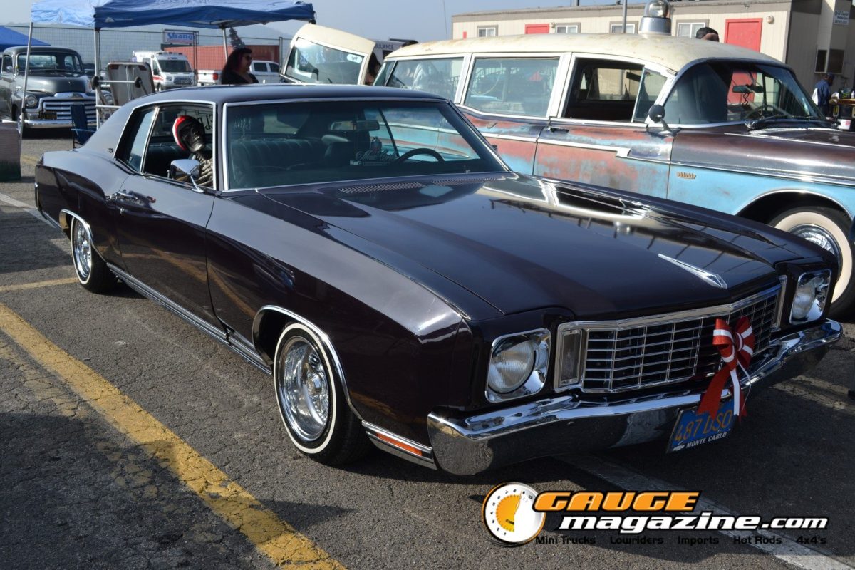 mooneyes-christmas-party-2025-016-dark-purple-chevrolet-monte-carlo-custom