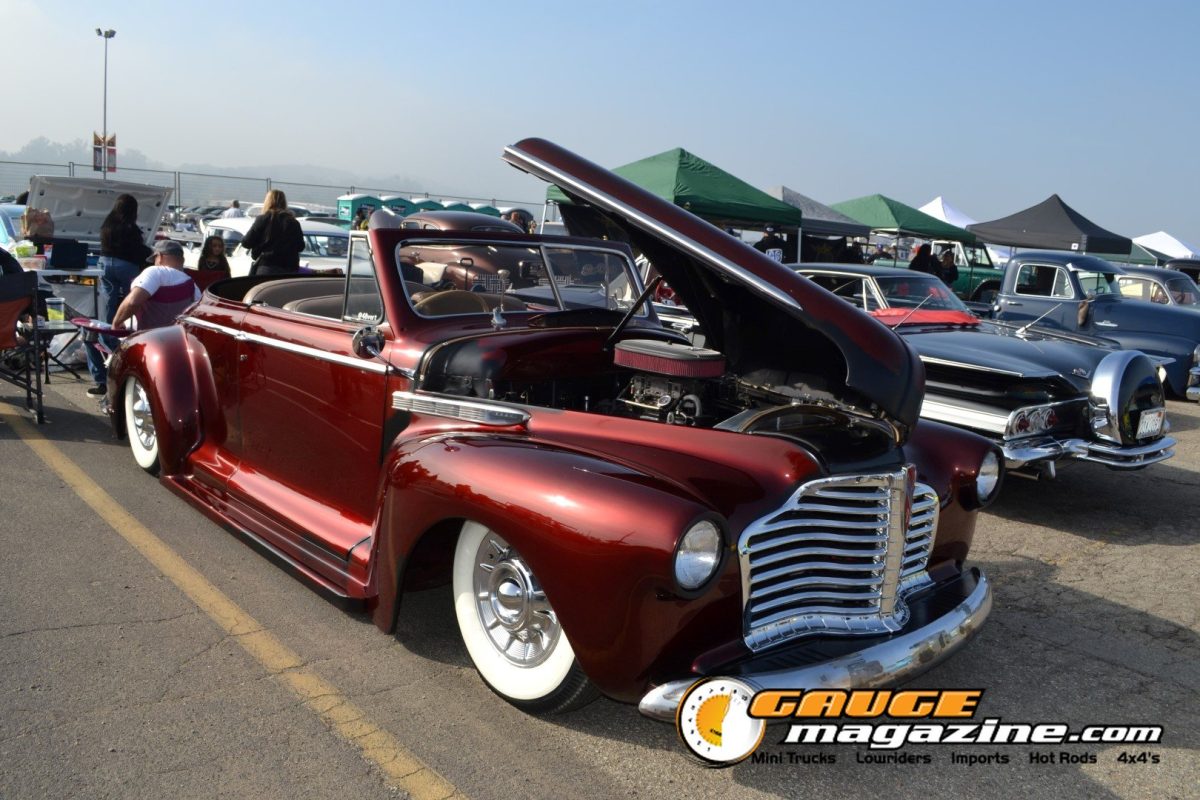 mooneyes-christmas-party-2025-088-maroon-1940s-chevrolet-coupe-engine-bay