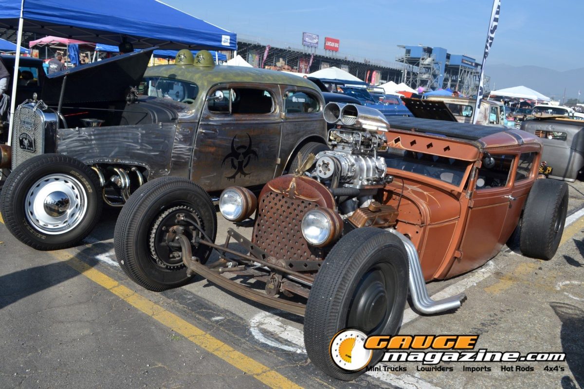 mooneyes-christmas-party-2025-188-brown-supercharged-rat-rod-coupe