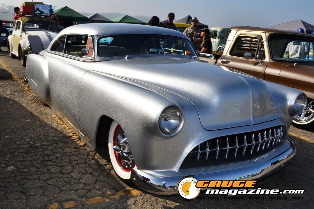 mooneyes-christmas-party-2025-125-silver-chopped-lead-sled-custom