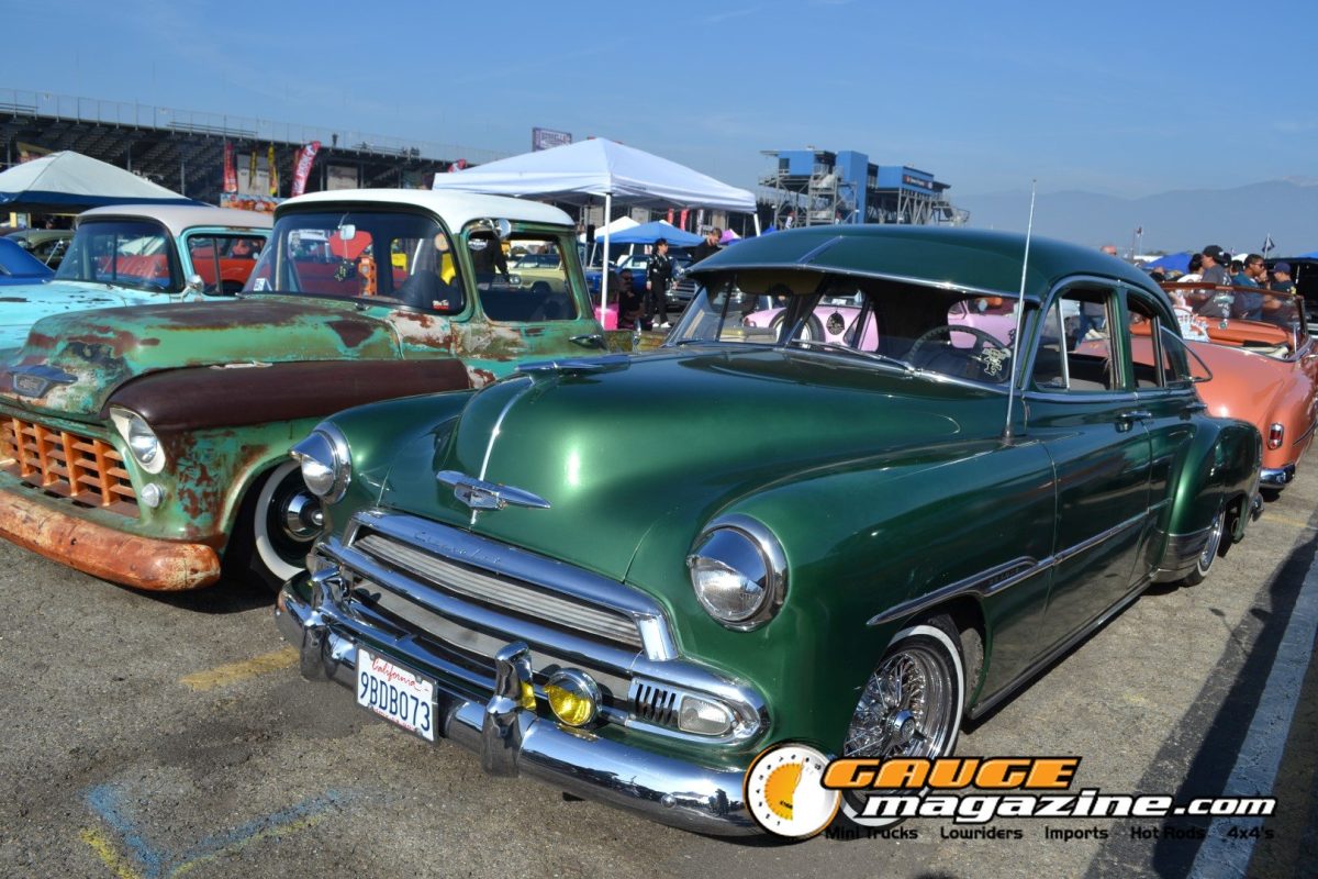 mooneyes-christmas-party-2025-225-green-chevrolet-1950s-sedan