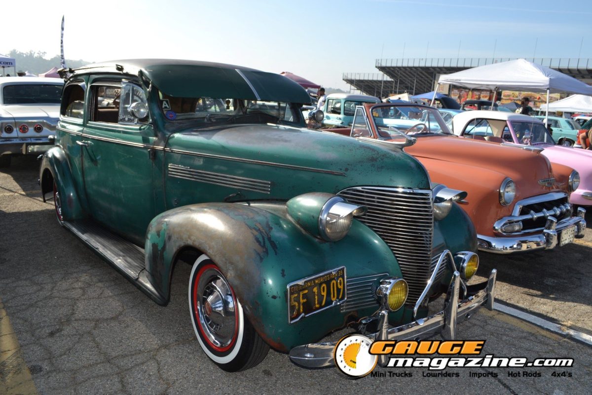 mooneyes-christmas-party-2025-240-green-1940s-chevrolet-sedan