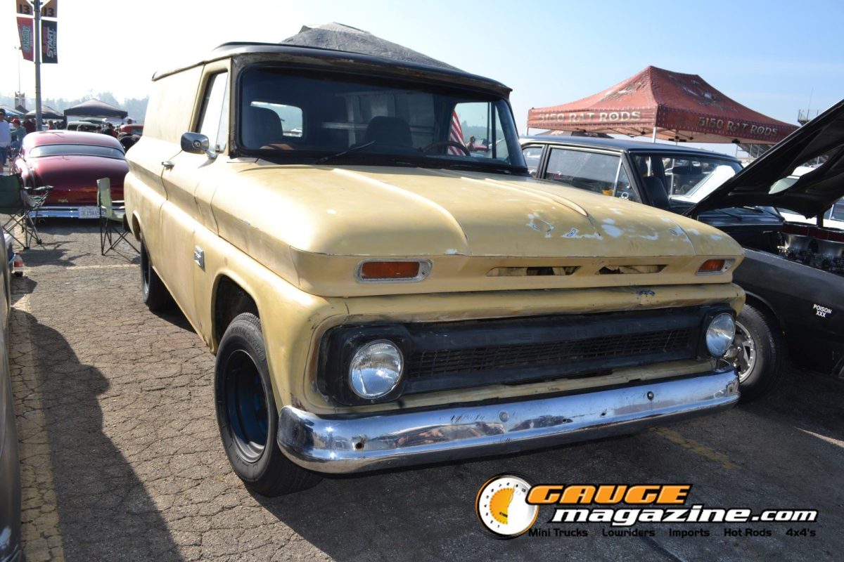mooneyes-christmas-party-2025-211-cream-chevrolet-c10-pickup
