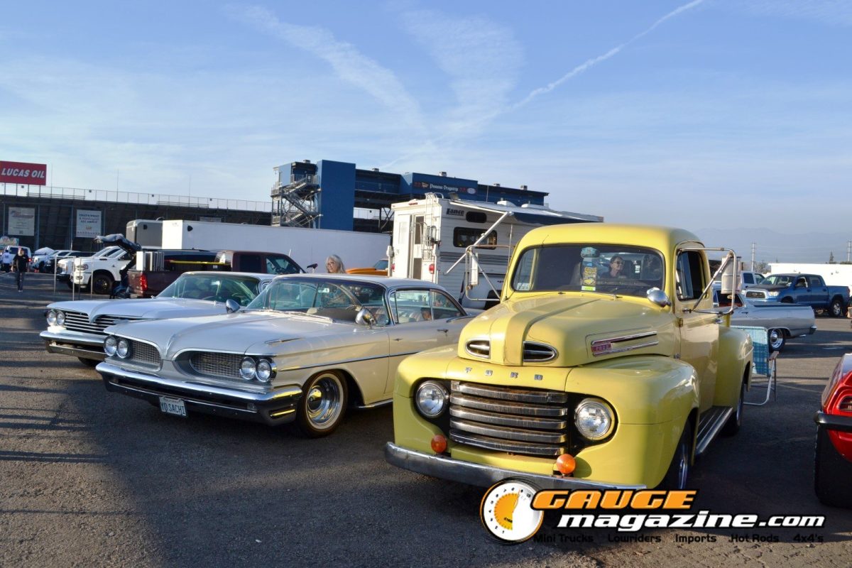 mooneyes-christmas-party-2025-309-classic-car-and-truck-show-row