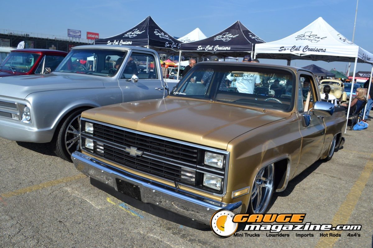 mooneyes-christmas-party-2025-250-gold-chevrolet-c10-lowered-pickup