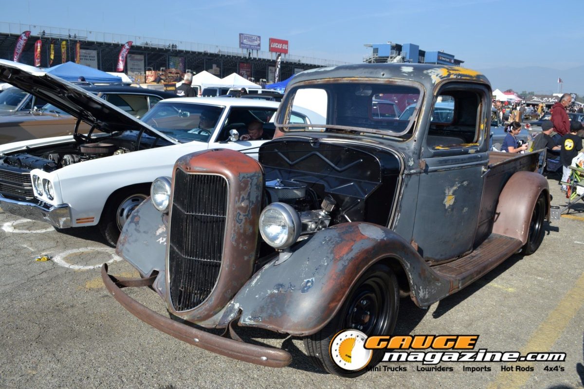 mooneyes-christmas-party-2025-261-patina-1930s-ford-pickup-hot-rod