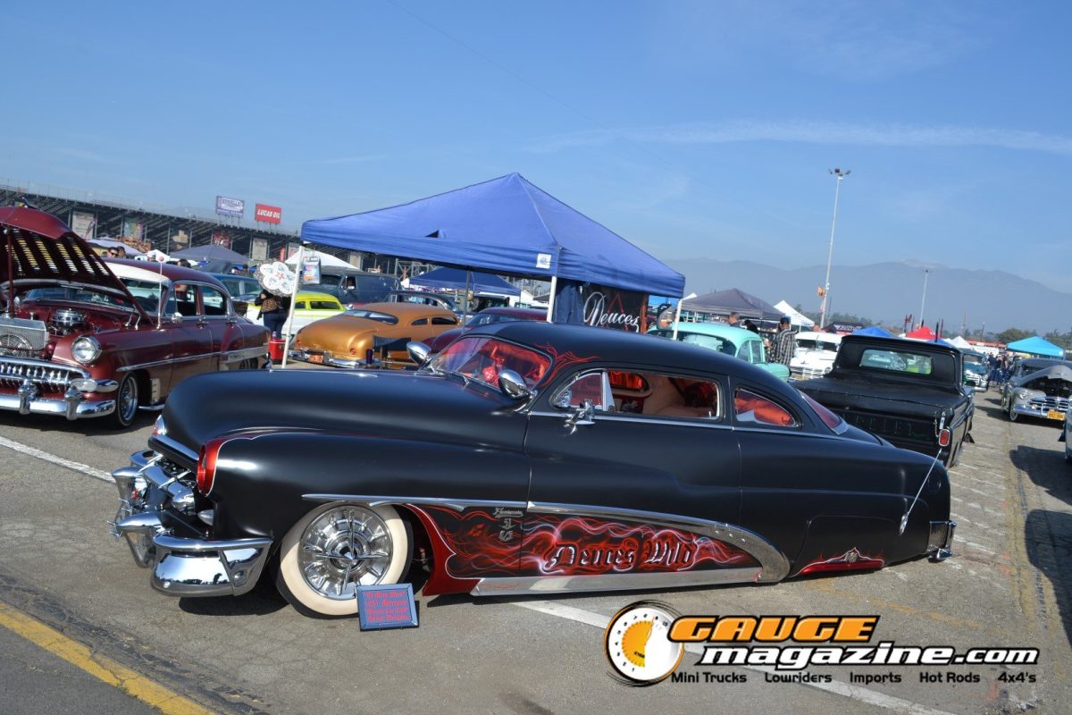 mooneyes-christmas-party-2025-178-black-flame-painted-lead-sled-custom