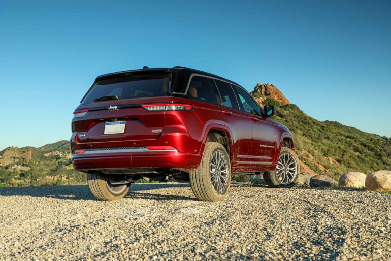 2027 jeep grand cherokee rear