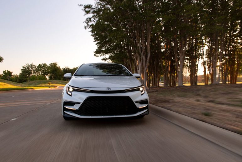 2026 Toyota Corolla XSE front