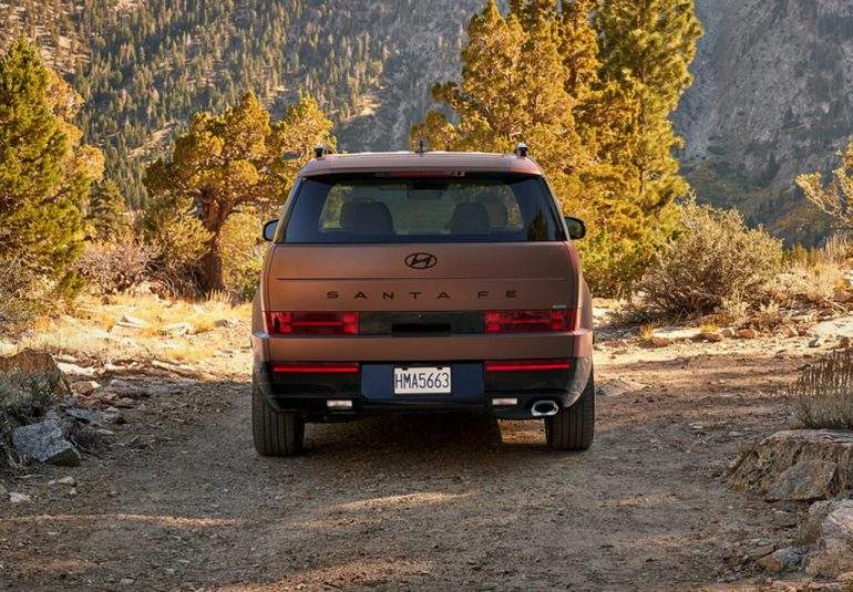 2026 hyundai santa fe hybrid rear