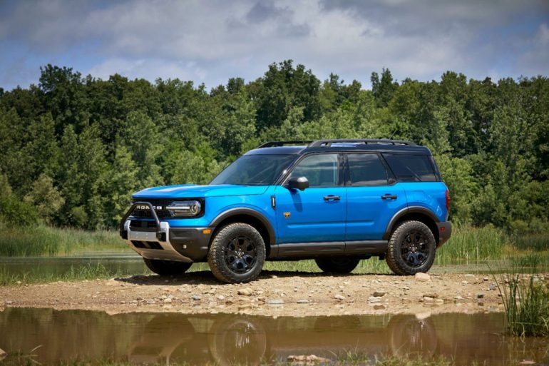 2026 ford bronco sport side