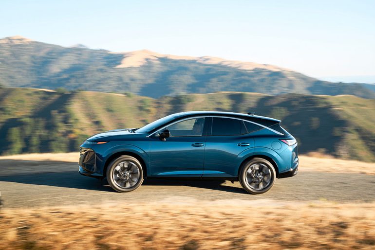 2026 Nissan Murano side
