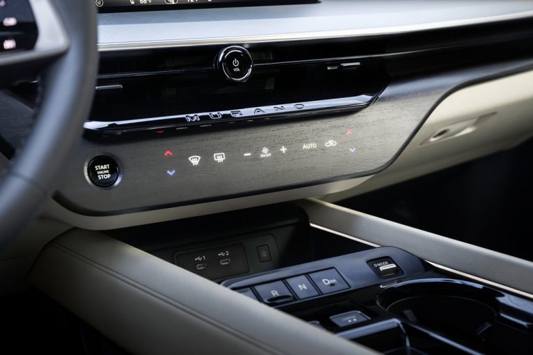 2026 Nissan Murano dash controls