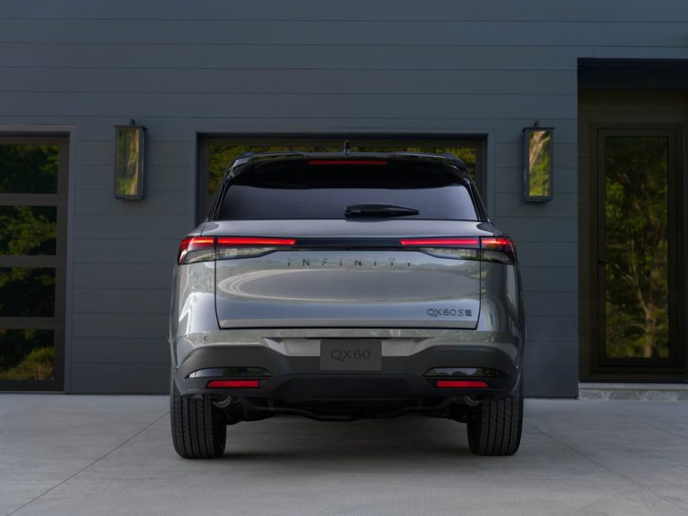 2027 INFINITI QX60 SPORT rear