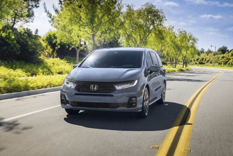 2026 Honda Odyssey front