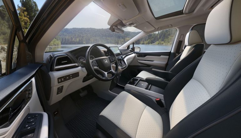 2026 Honda Odyssey front seats