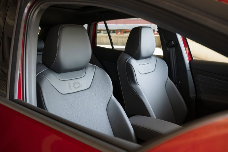 2026 volkswagen id.4 front seats