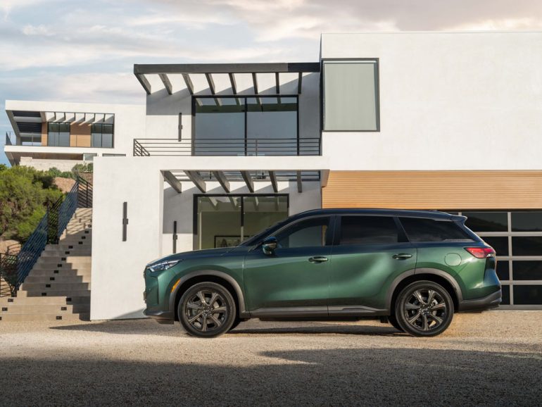2026 Infiniti QX60 side