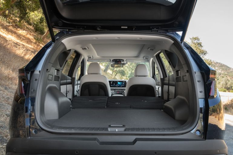 2026 hyundai tucson hybrid cargo