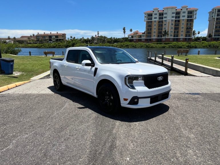 2026 ford maverick lobo