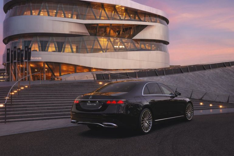 2027 mercedes-benz s-class rear