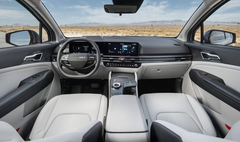 2026 Kia Sportage HEV Hybrid interior dashboard