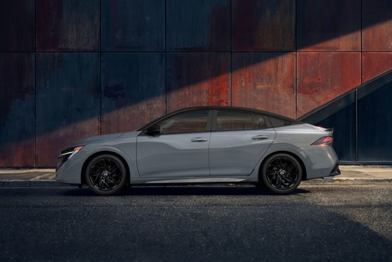 2027 Nissan Sentra Midnight Edition side