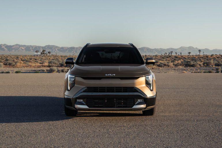 2027 Kia Niro front