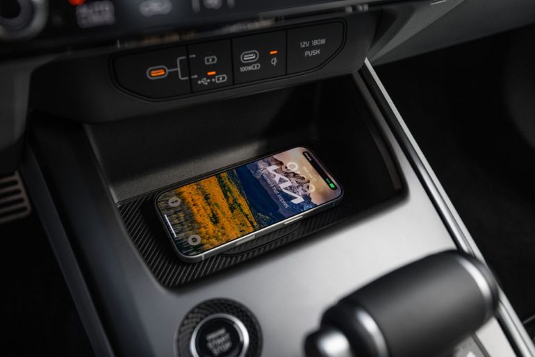 2027 Kia Niro wireless smartphone charging