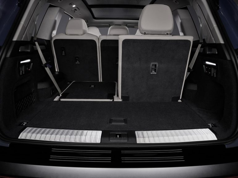 2027 Audi Q7 cargo