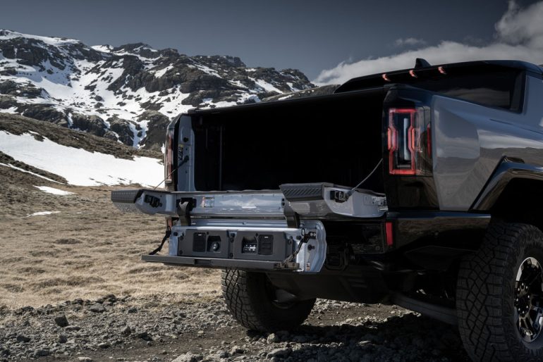 2026 HUMMER EV pickup tailgate