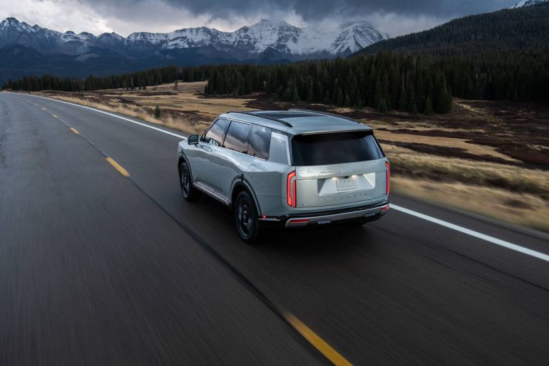 2027 Kia Telluride hybrid SXP rear