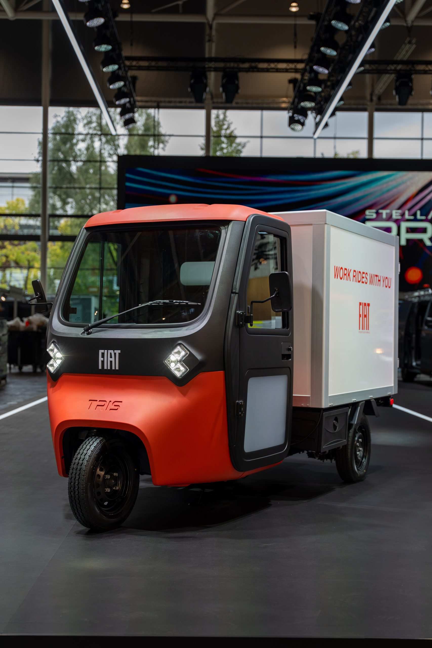 Fiat Professional TRIS Electric Three Wheeler (15)