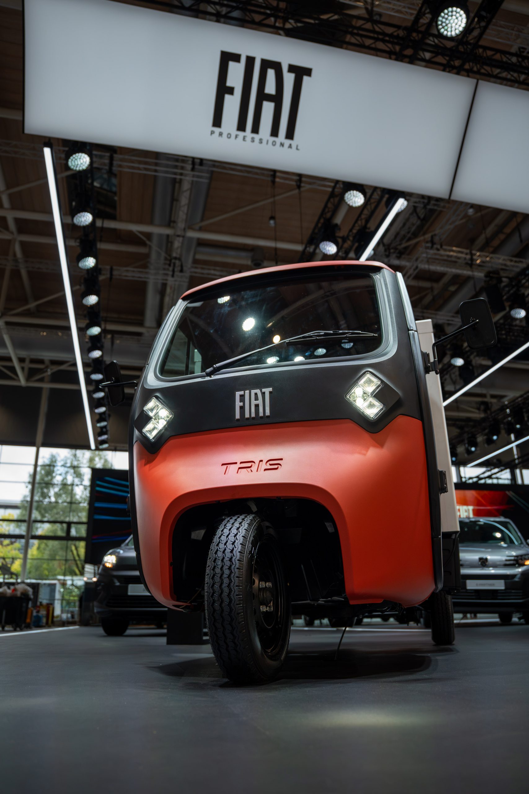 Fiat Professional TRIS Electric Three Wheeler (1)
